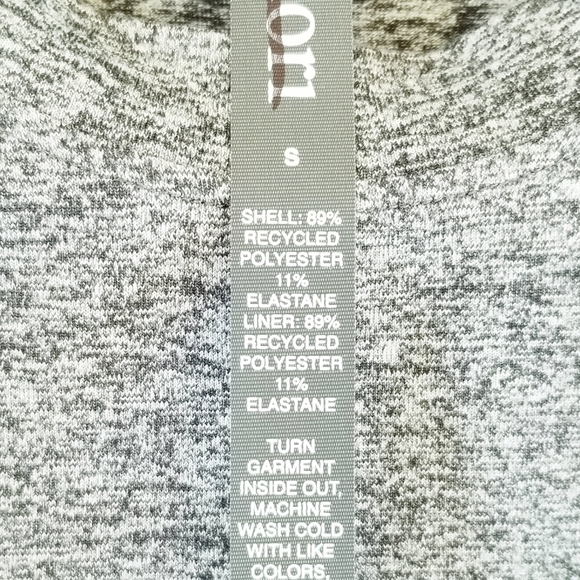 Vuori Women's Long Sleeve Halo Essential Dress NWT Ruching Casual Heather Grey - Picture 11 of 12